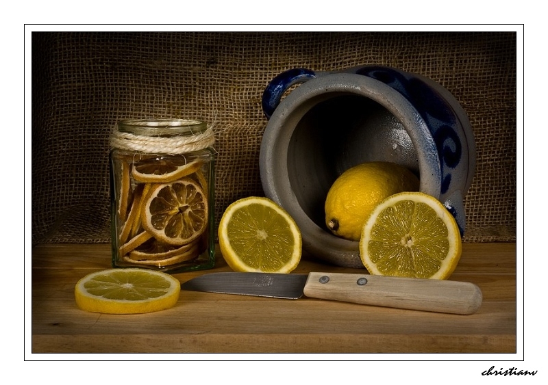 Concours Janvier 2011 [Nature Morte] - Auteur : Christianv